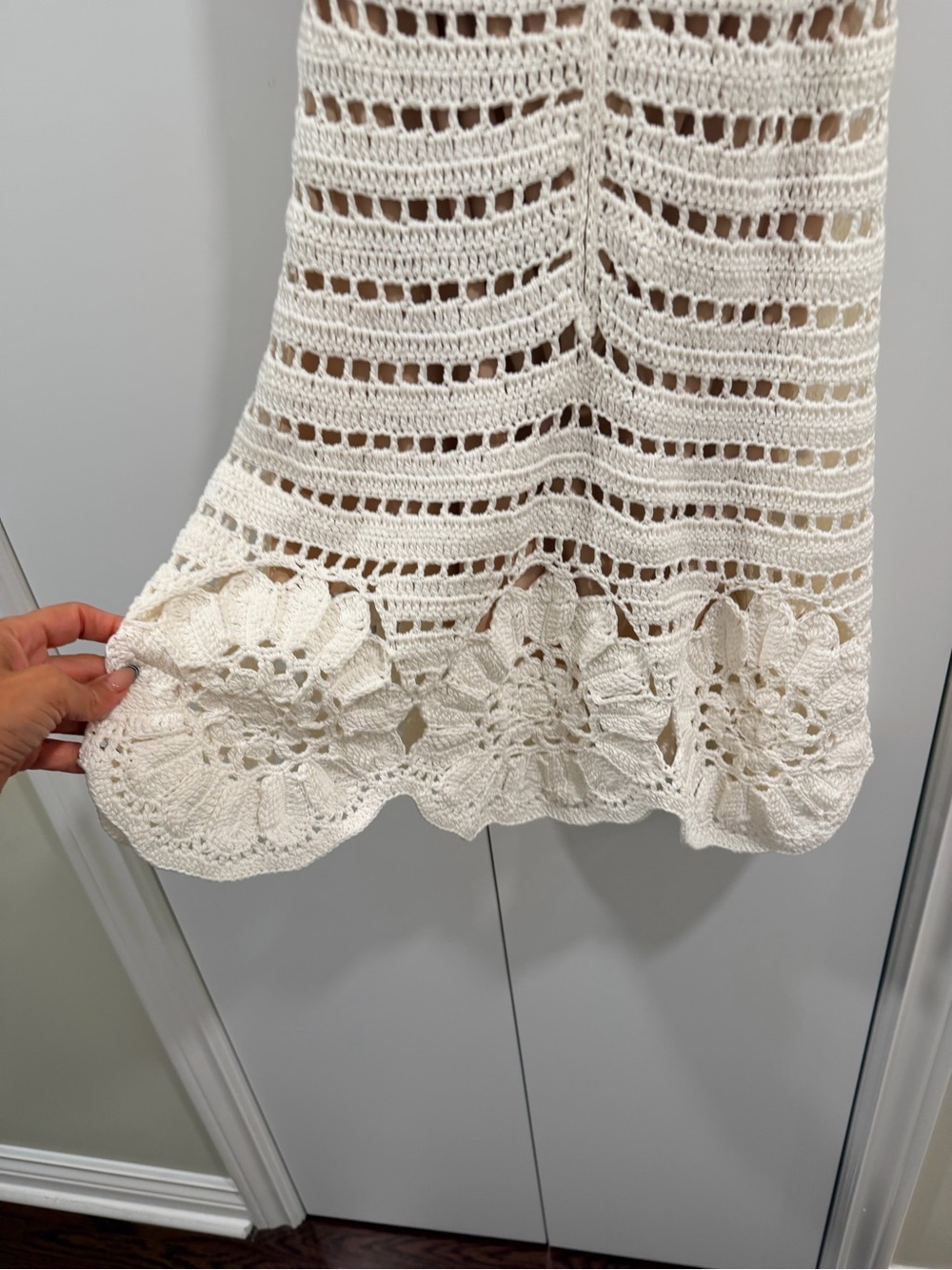 Oscar de la Renta Nude Crochet-Trim Dress - Picture 6 of 9